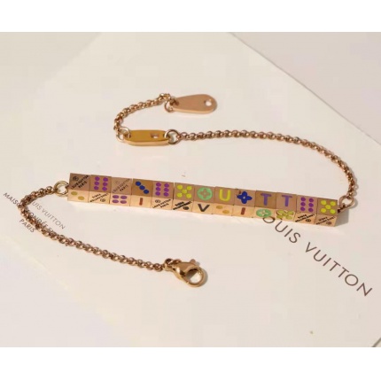 Louis Vuitton Bracelets in 135404