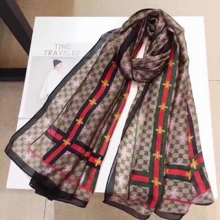 Gucci Scarf in 135476
