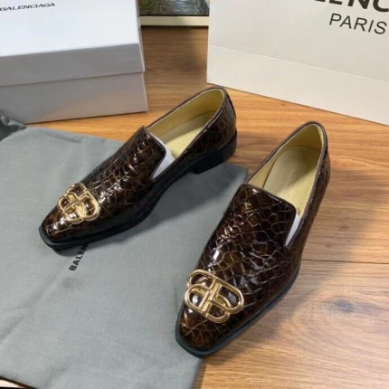 New Arrivals Top quality Balenciaga Leather Shoes For Men in 135590