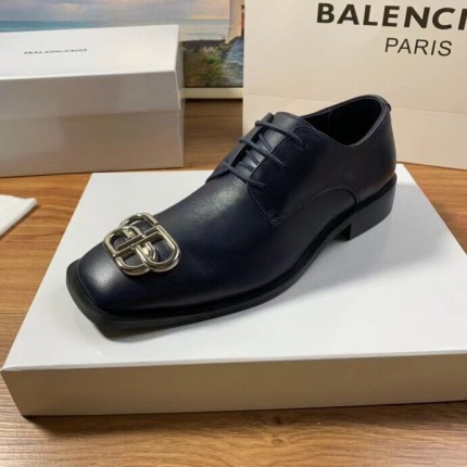 New Arrivals Top quality Balenciaga Leather Shoes For Men in 135595