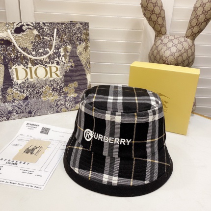 Burberry Hats in 136016