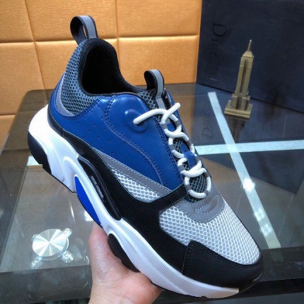 Dior Sneakers in 136292