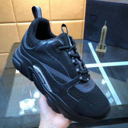 Dior Sneakers in 136294