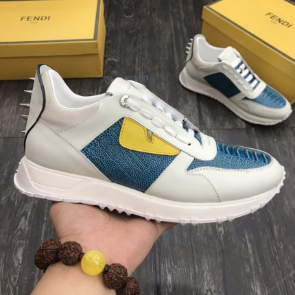 Fendi Sneakers For Men in 136386