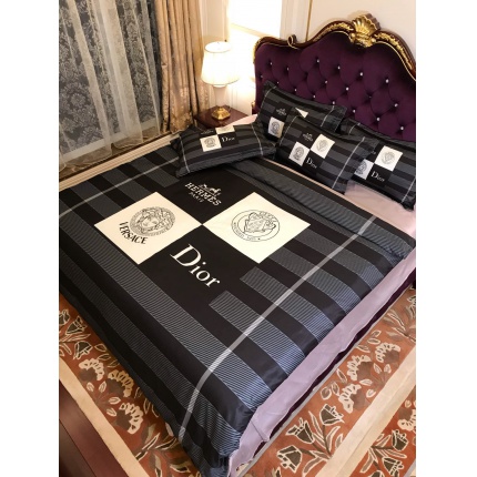 Dior Bed Sheets in 136732