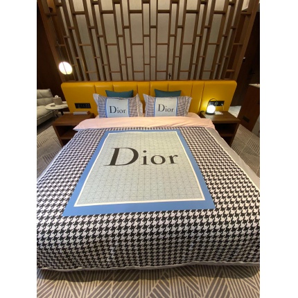 Dior Bed Sheets in 136733