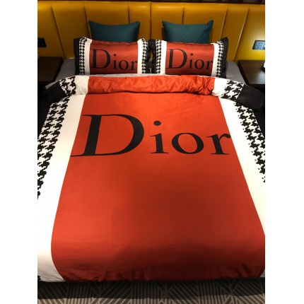 Dior Bed Sheets in 136736