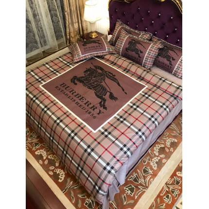 Burberry Bed Sheets in 136755
