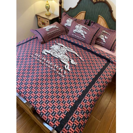 Burberry Bed Sheets in 136758