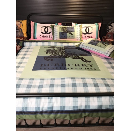 Burberry Bed Sheets in 136766