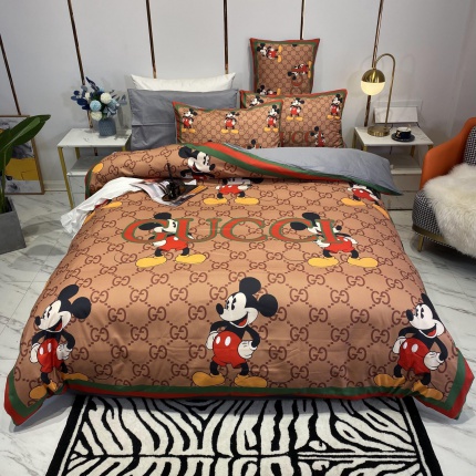 Gucci Bed Sheets in 136780