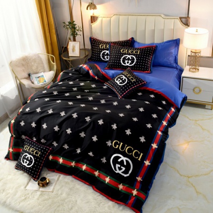 Gucci Bed Sheets in 136812