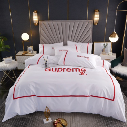 Louis Vuitton Bed Sheets in 136896