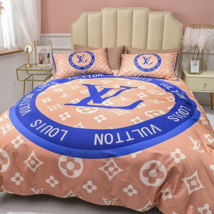 Louis Vuitton Bed Sheets in 136905