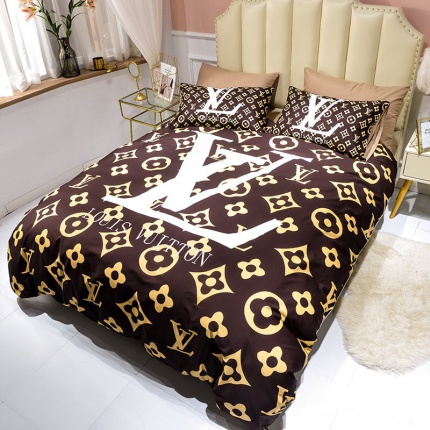 Louis Vuitton Bed Sheets in 136908