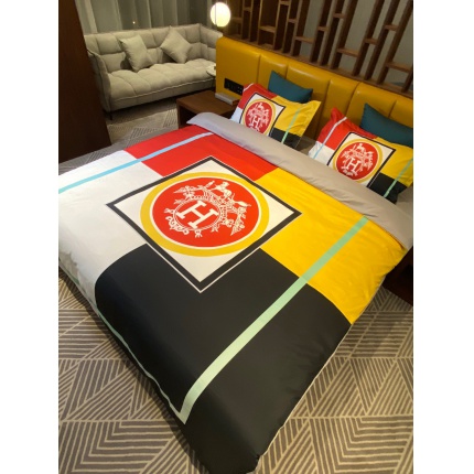 Versace Bed Sheets in 136925