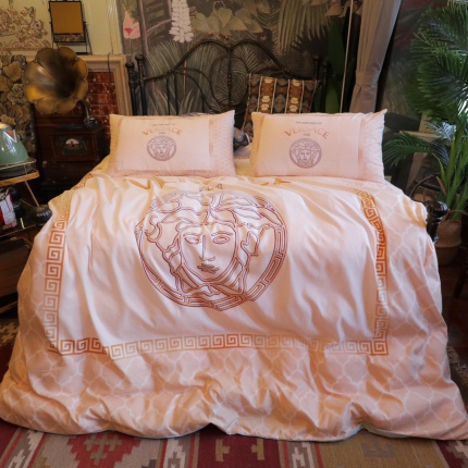 Versace Bed Sheets in 136938