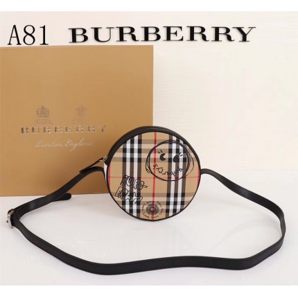 New Arrivals Burberry Crossbody Mini Bag in 137047