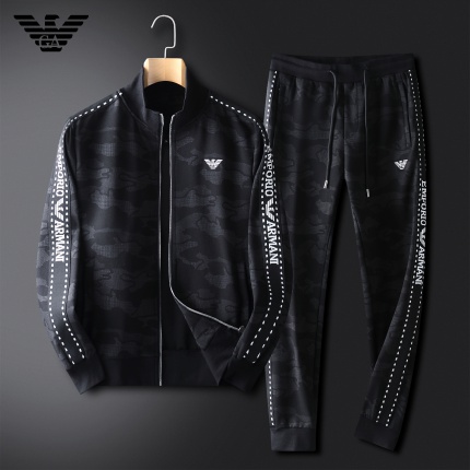 Armani Tracksuits for Men in 137367