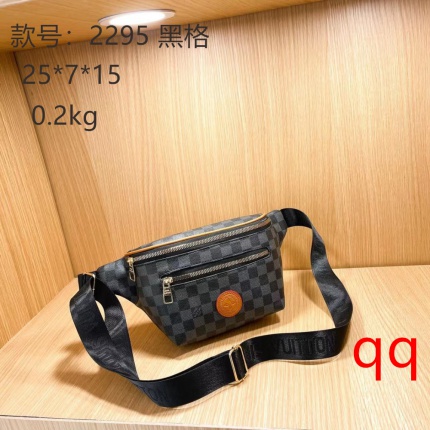 Louis Vuitton Cross Bags in 137485