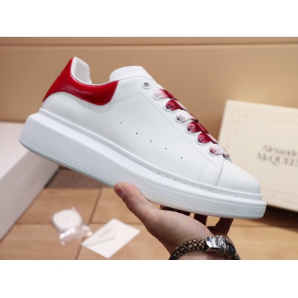 Alexander Mcqueen Sneakers For Women in 137536