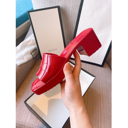 Gucci Slippers For Women in 137991