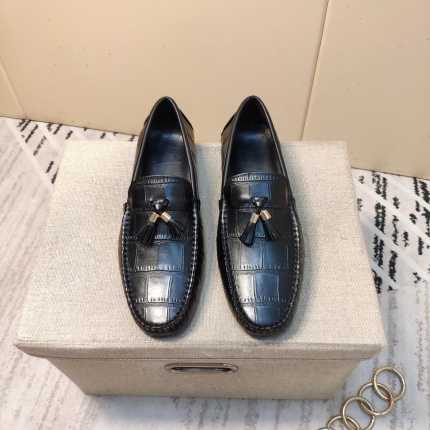 Armani Shoes for Men in 138040