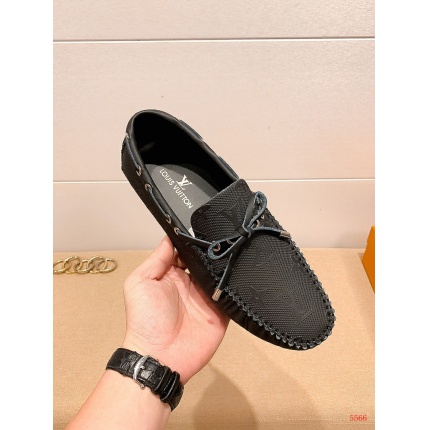 Louis Vuitton Leather Loafers For Men in 138059
