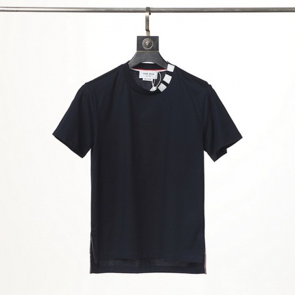 New arrivals Thom Browne Tshirts for Men in 138239