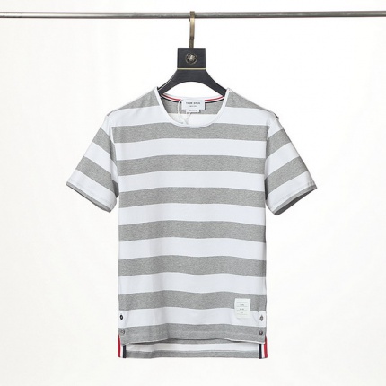 New arrivals Thom Browne Tshirts for Men in 138257