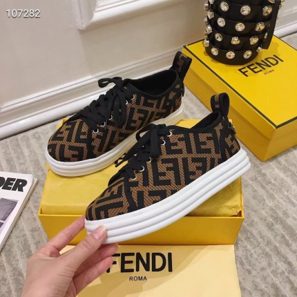 New Arrivals Fendi Sneakers For WOmen in 138667