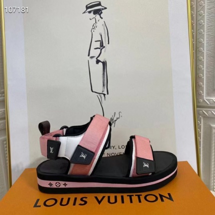 New Arrivals Louis Vuitton Sandals For WOmen in 138676