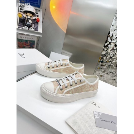 New Arrivals Dior Sneakers For Women in 138686