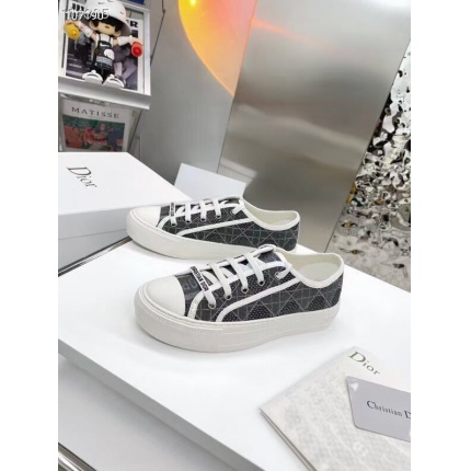 New Arrivals Dior Sneakers For Women in 138688