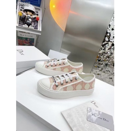 New Arrivals Dior Sneakers For Women in 138690
