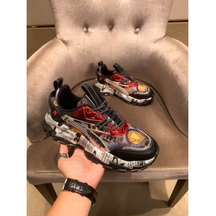 Versace Sneakers For Men in 138745