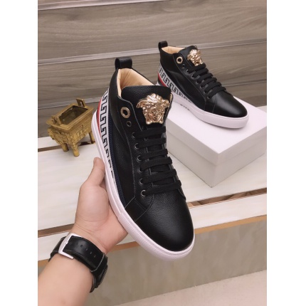 Versace Sneakers For Men in 138775