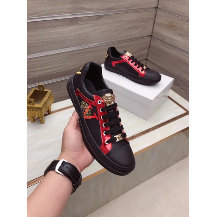 Versace Sneakers For Men in 138782