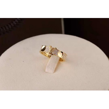 Louis Vuitton Rings in 139027