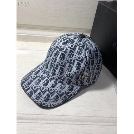 Dior Hats in 139751