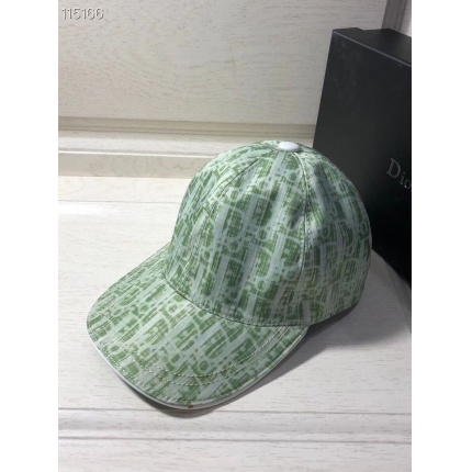 Dior Hats in 139752