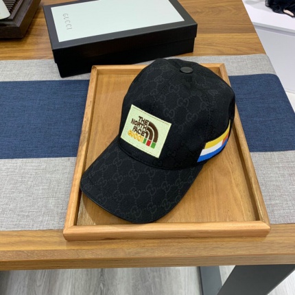 Gucci Hats in 139774