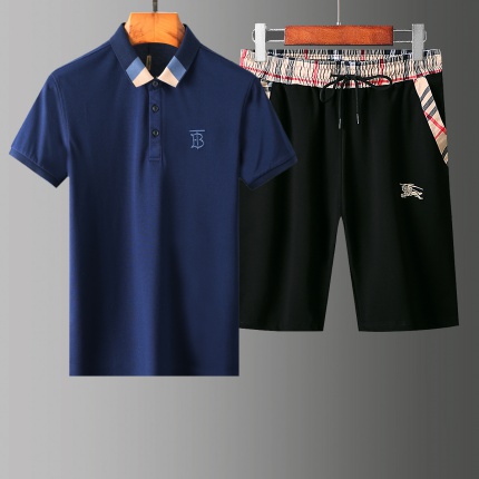 Burberry Tracksuits for Men in 140186