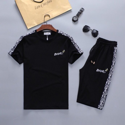 Dior Tracksuits for Men in 140368