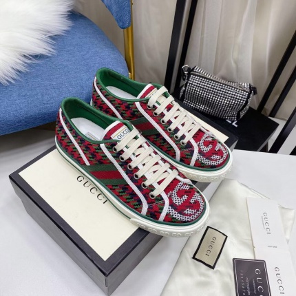 New Arrivals Gucci Tennis Shoes  in 140454