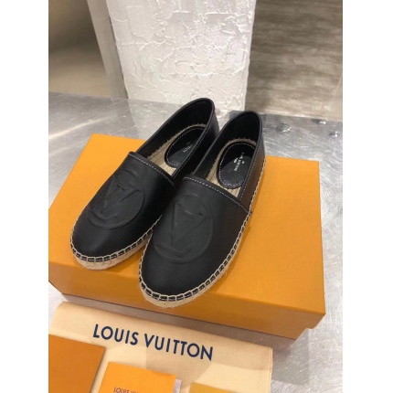 LV Loafers For Women in 140499