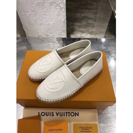 LV Loafers For Women in 140500