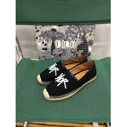 Dior Loafers  For Woman in 140503