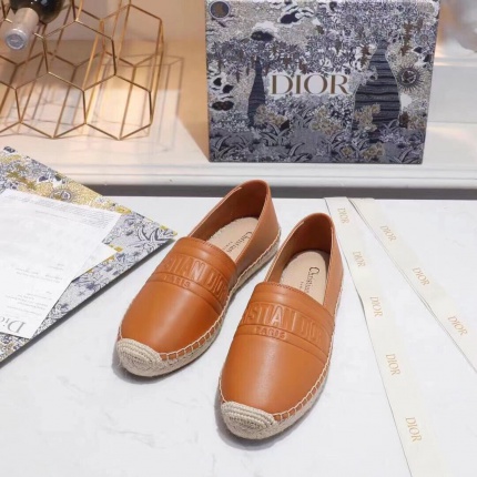 Dior Loafers  For Woman in 140506