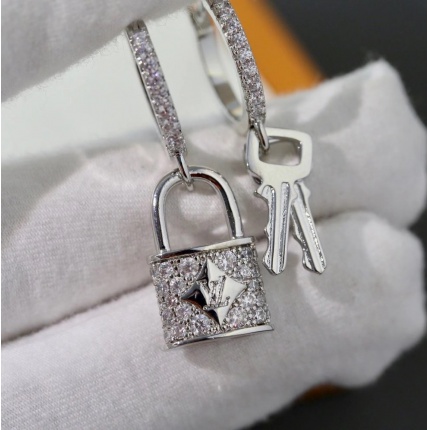 New Arrivals Original quality  Louis Vuitton Earrings in 140592